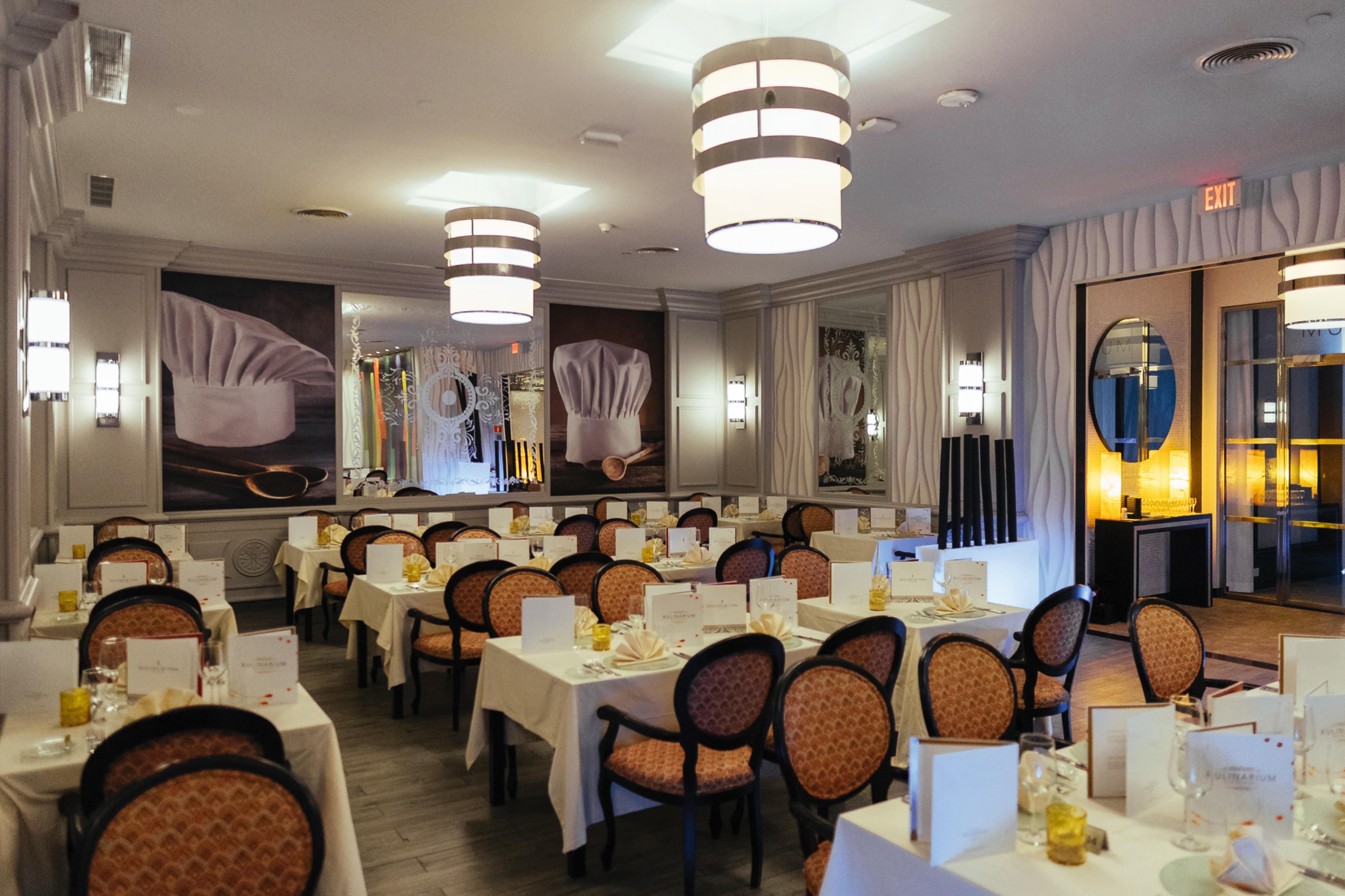 Riu Palace Paradise Island (Adults Only) Creek Village Exterior photo