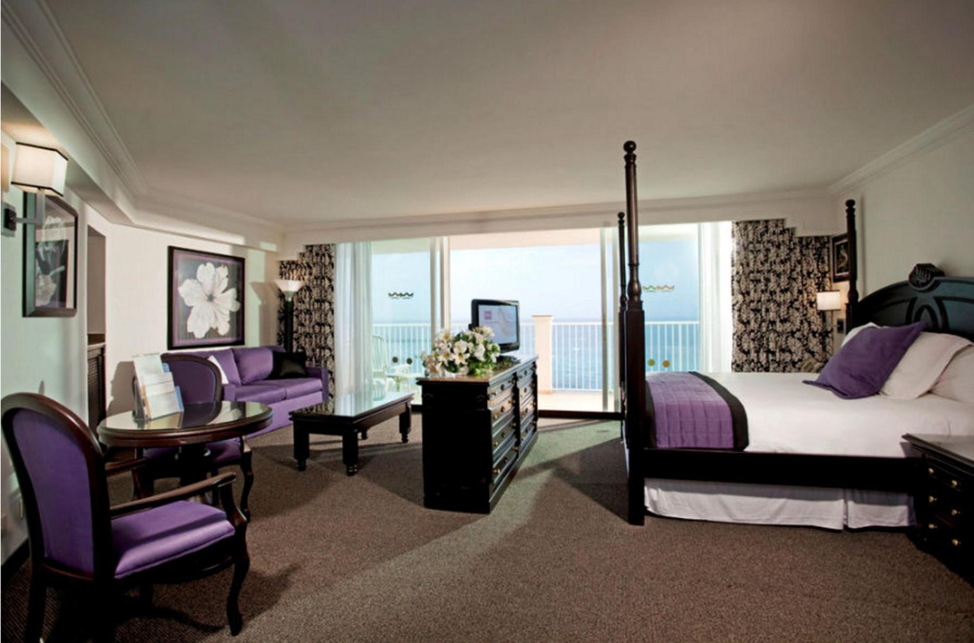 Riu Palace Paradise Island (Adults Only) Creek Village Exterior photo